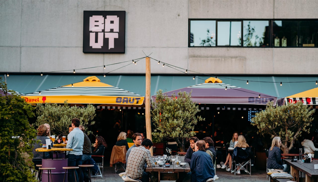 Het terras van BAUT Oost