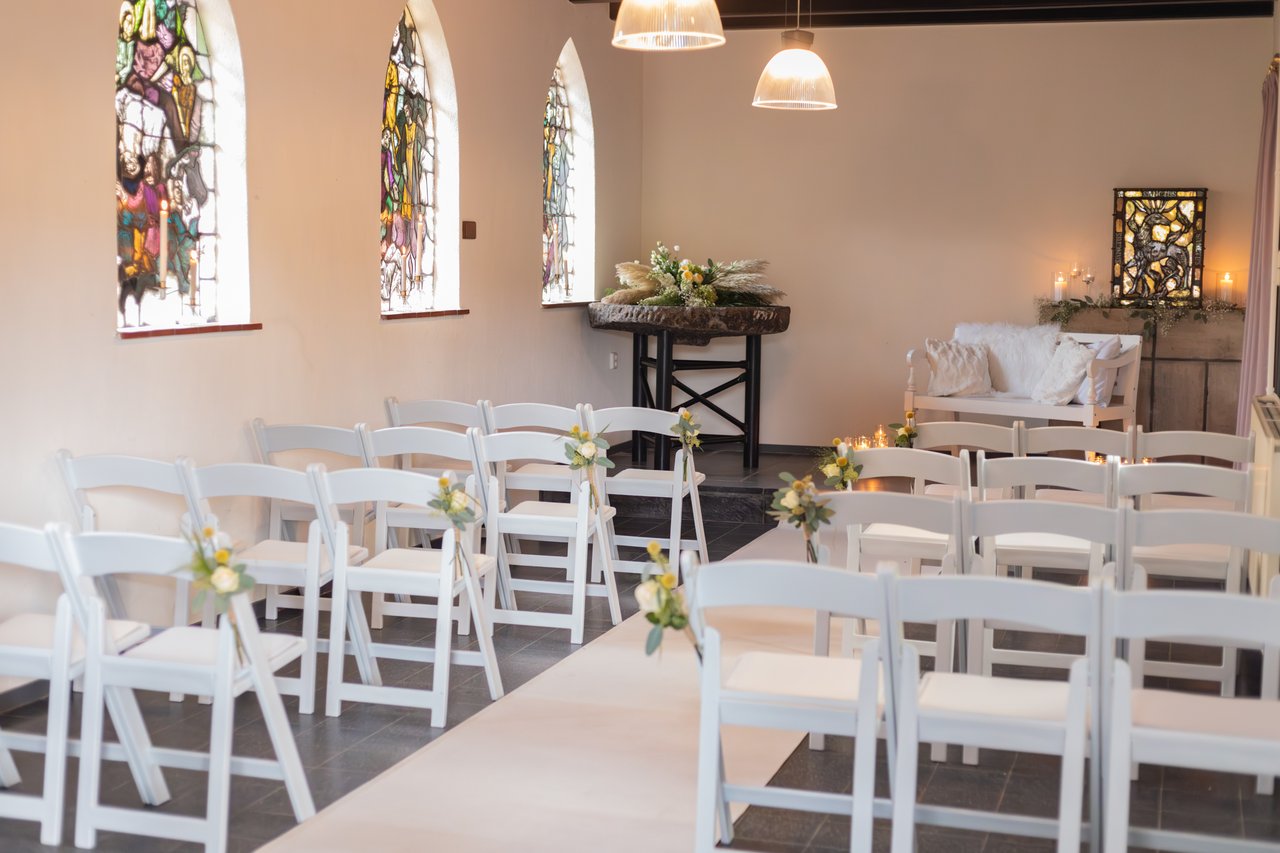 Ceremonieopstelling in de kapel