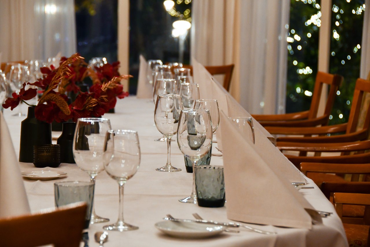 Serre - dinerruimte in het kasteel (1)