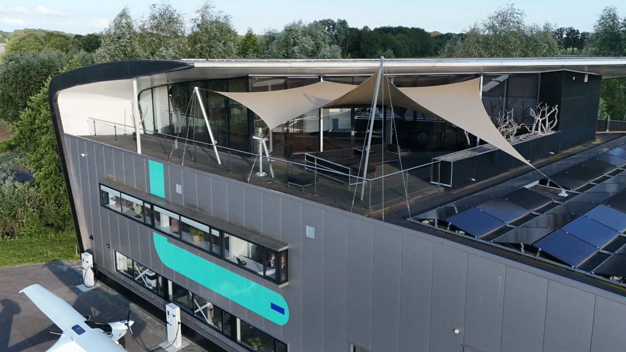 Sky Lounge vanuit de lucht