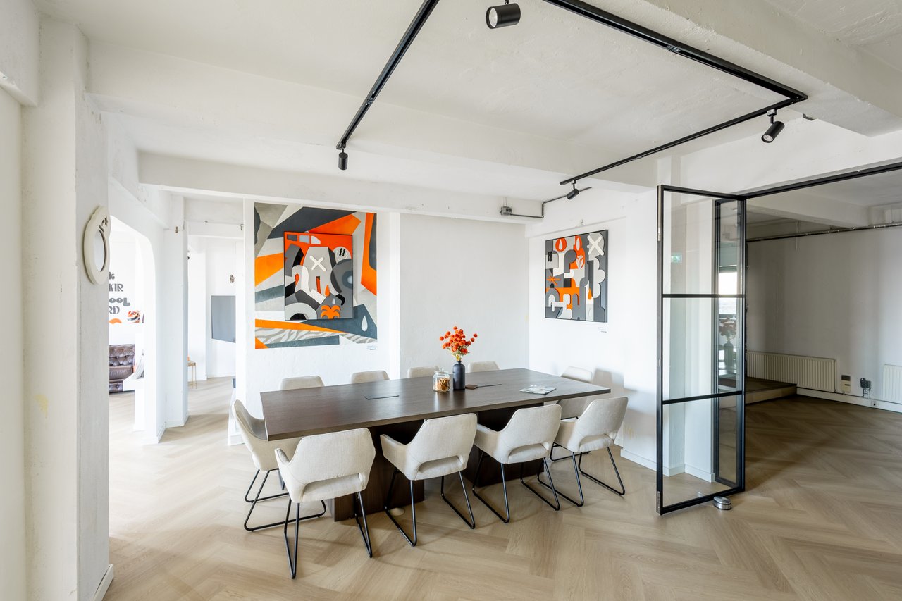 LAS OFFICE-5.jpg