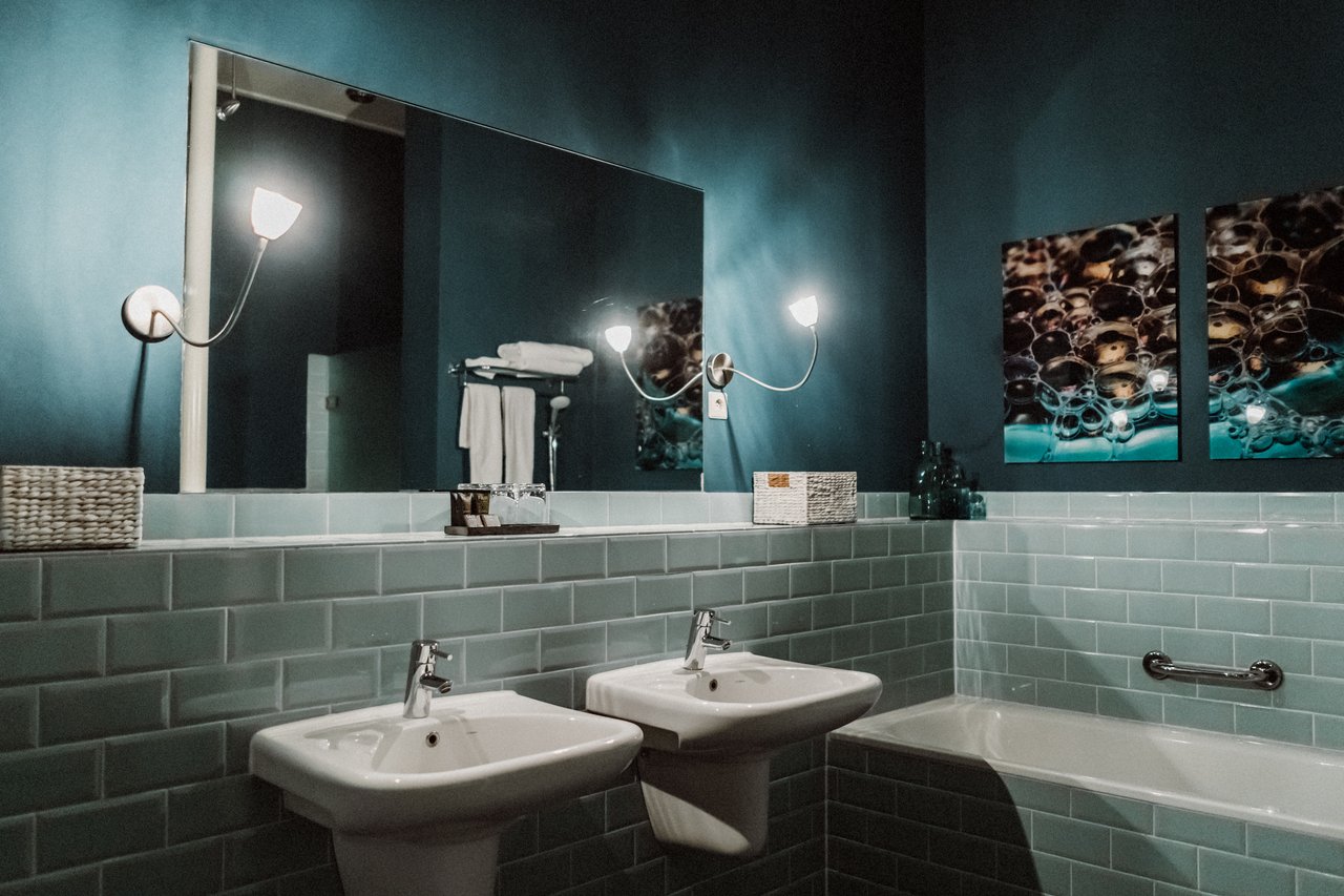 Grand luxe suite badkamer.jpg