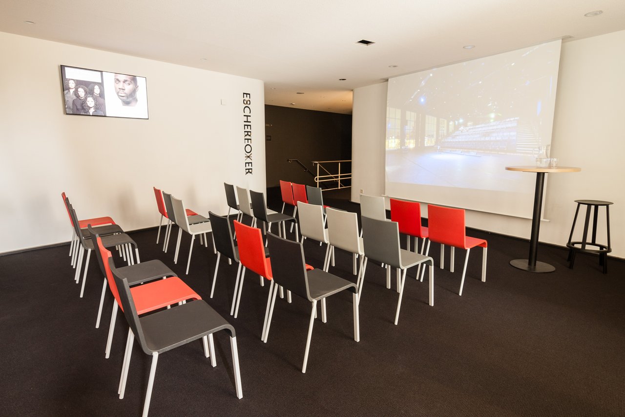 Escherfoyer theateropstelling vergaderen Stadsschouwburg_Utrecht_DNLS16.jpg