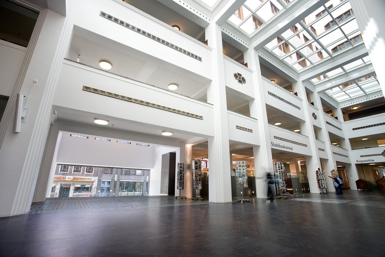 Centrale hal in De Bazel Amsterdam