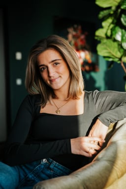 Daniela Sala Santa Ana.jpg