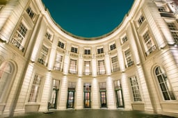 Voorkant Koninklijkeschouwburg Foto Fleur Beemster Min 1
