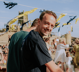 Gestrand Bloemendaal locatie trouwen feesten evenementen partijen.png (1)