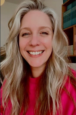 Myra Helmond.jpg