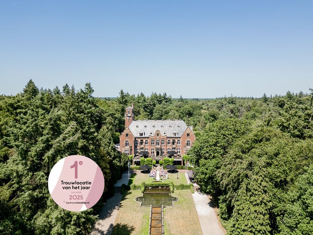 Buiten trouwen bij Kasteel De Hooge Vuursche