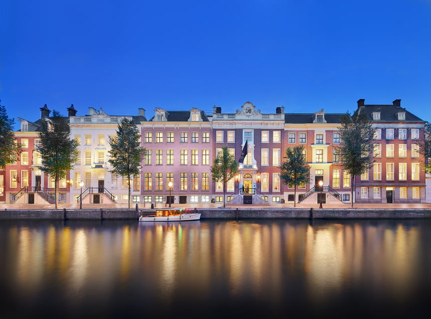 Located on the Gentlemen's Canal